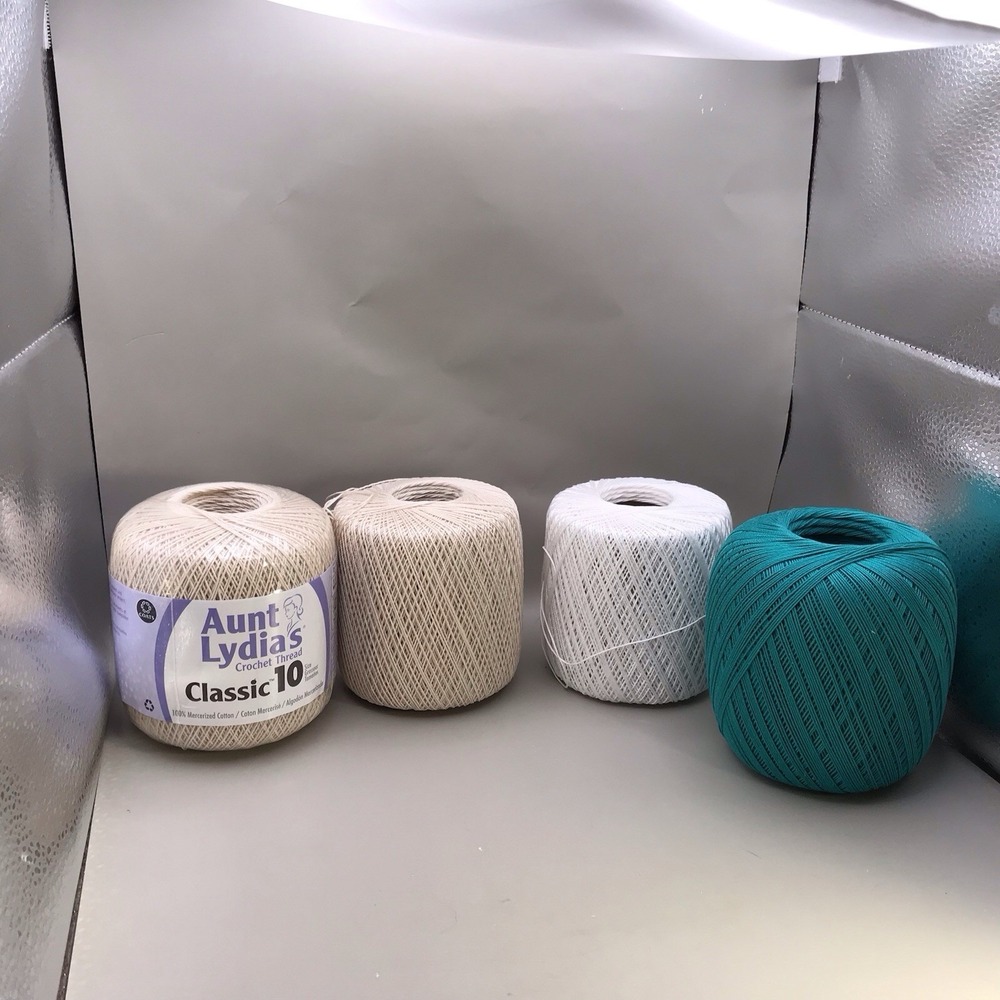 Aunt Lydia's Crochet Thread 2 Beige 1 White 1 Green